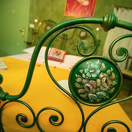 Antico Borgo Di Torri Bed & Breakfast Sovicille Eksteriør bilde