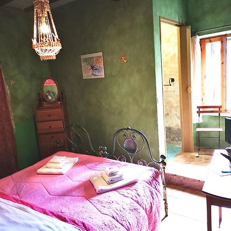Antico Borgo Di Torri Bed & Breakfast Sovicille Eksteriør bilde