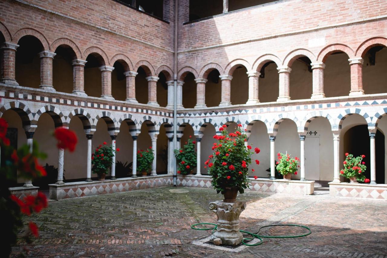 Antico Borgo Di Torri Bed & Breakfast Sovicille Eksteriør bilde