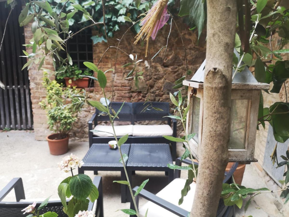 Antico Borgo Di Torri Bed & Breakfast Sovicille Eksteriør bilde