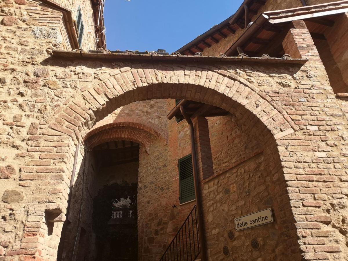 Antico Borgo Di Torri Bed & Breakfast Sovicille Eksteriør bilde