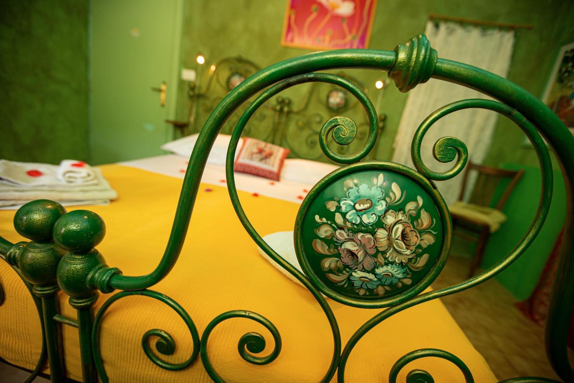 Antico Borgo Di Torri Bed & Breakfast Sovicille Eksteriør bilde